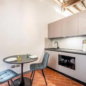 Apartment Ponte Vecchio Flats, Florence